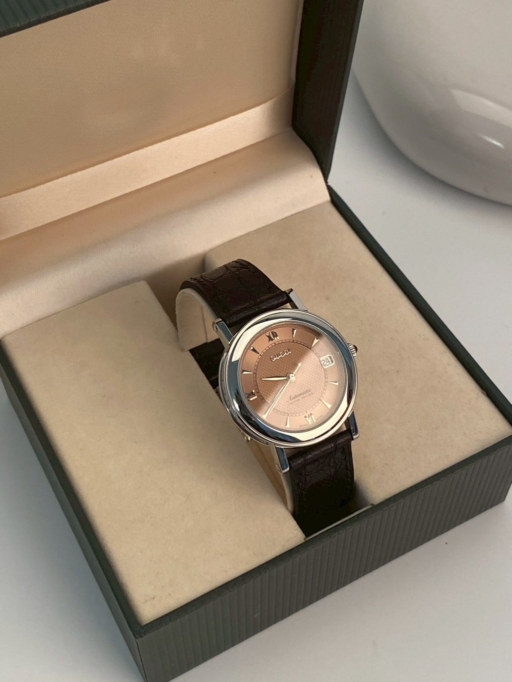 Gucci 7400 auto
