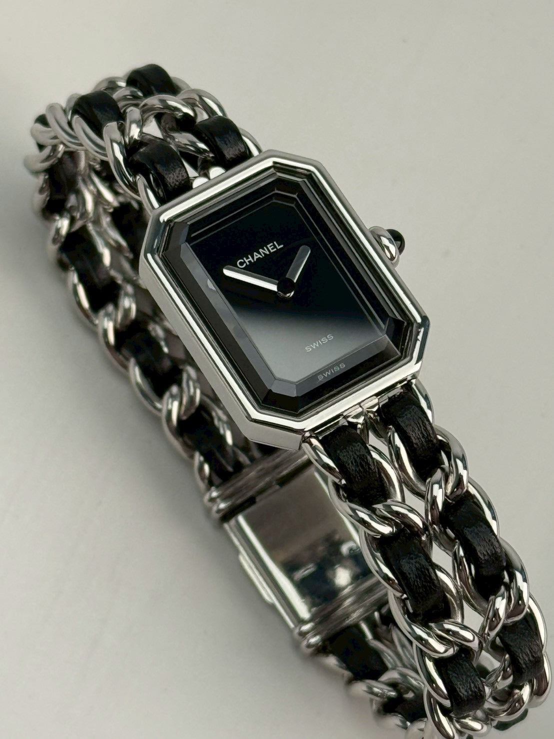 Chanel premiear silver Lsize c.78712