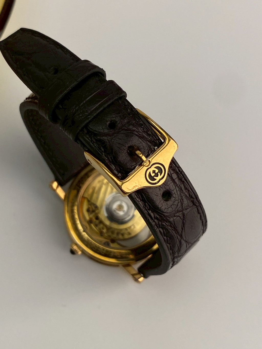 Gucci 7200Auto white dial