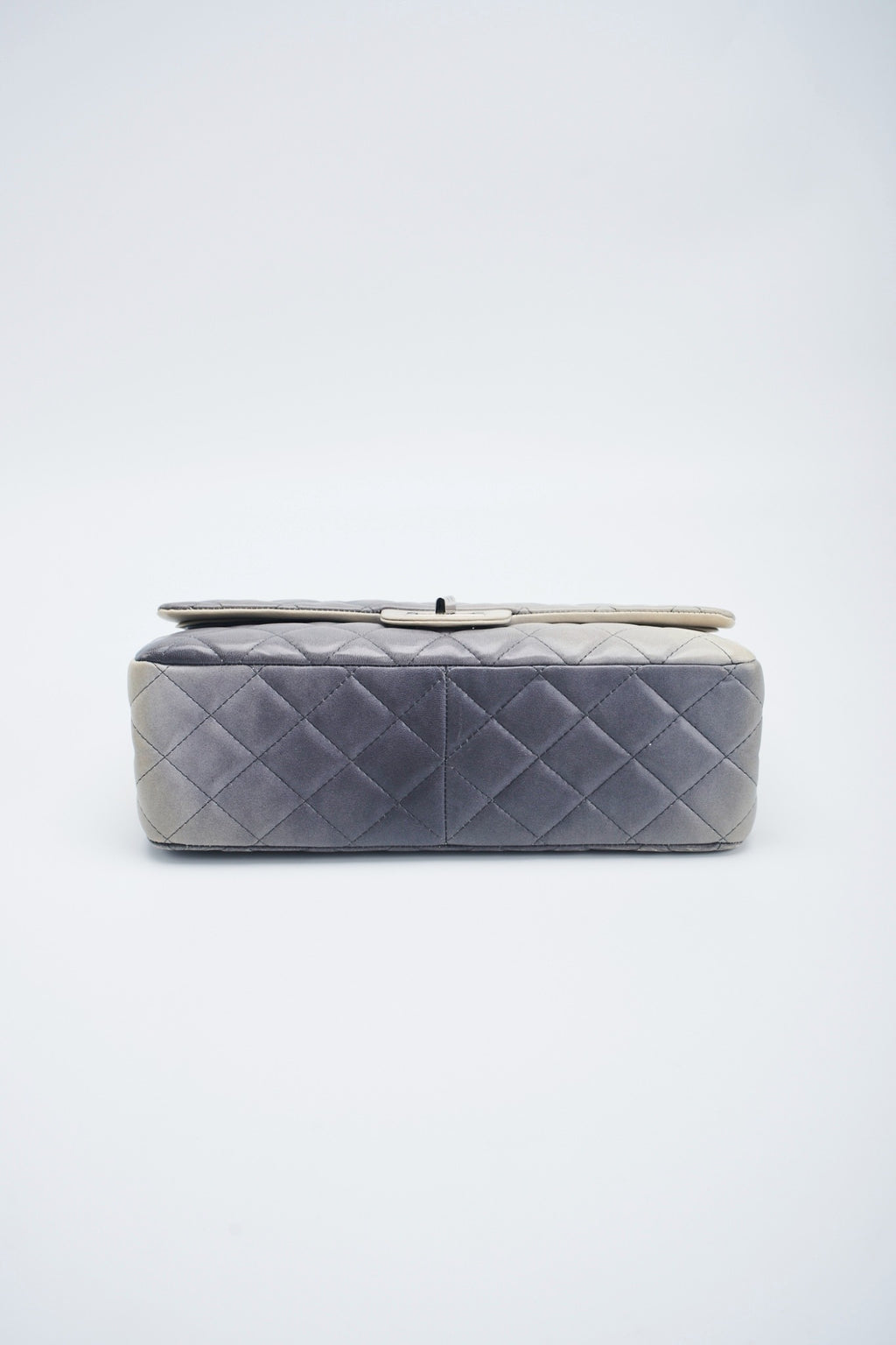 Chanel ombre reissue227