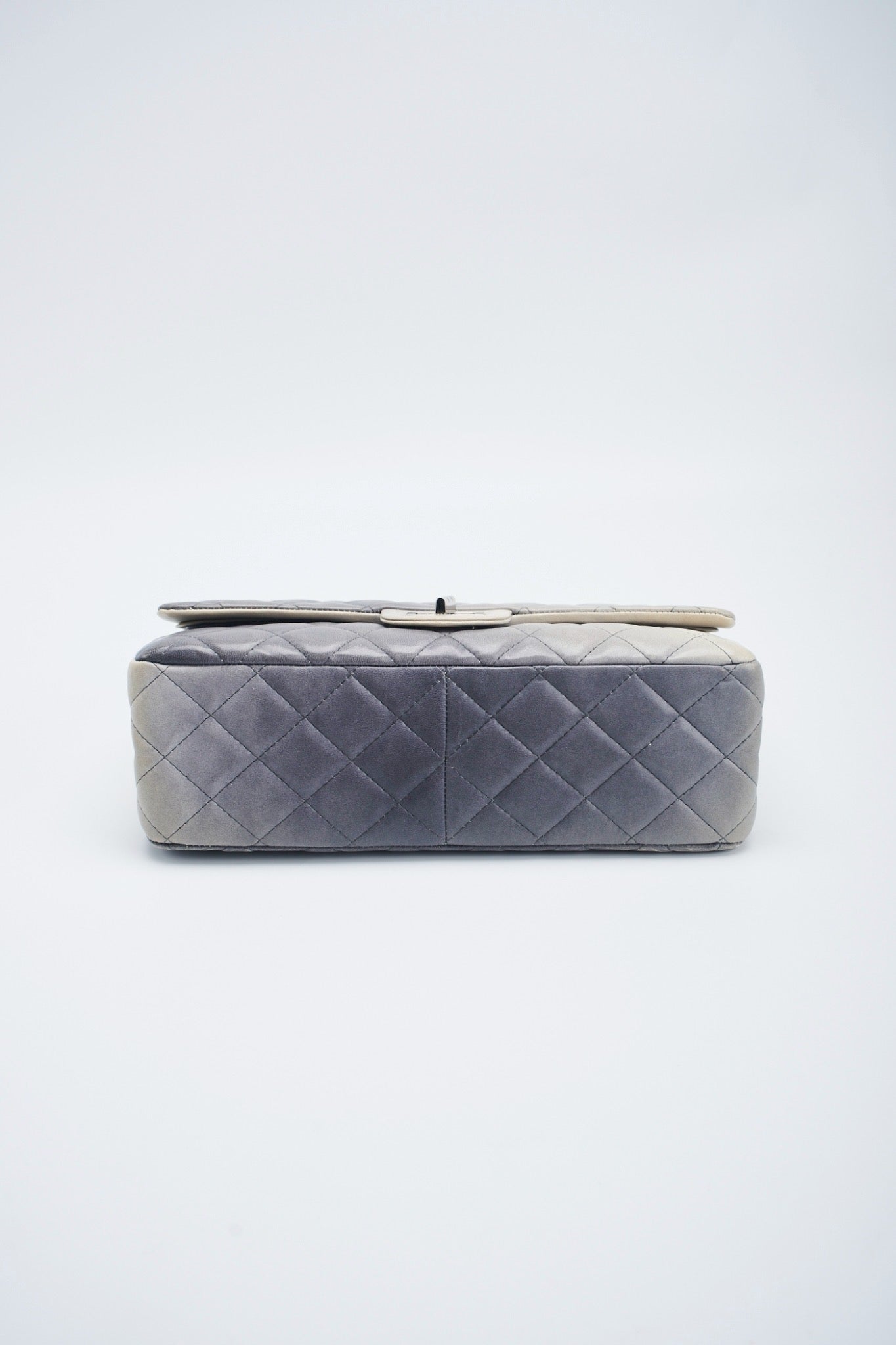 Chanel ombre reissue227