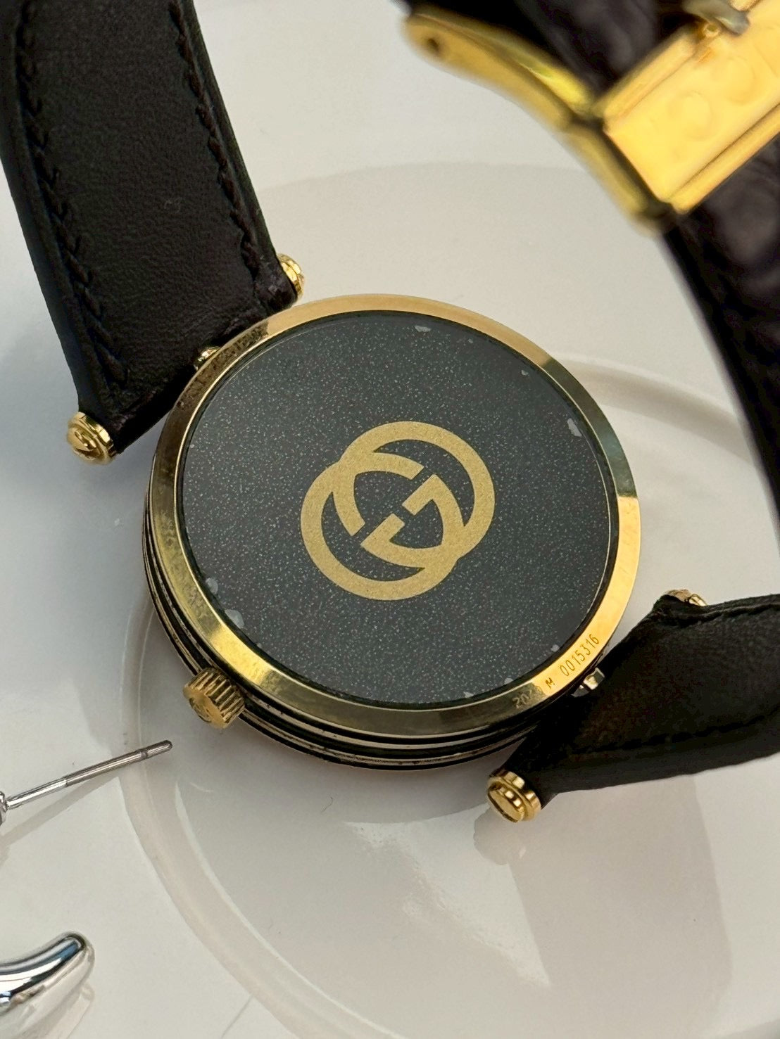 gucci 2000l gray dial boy c.5316