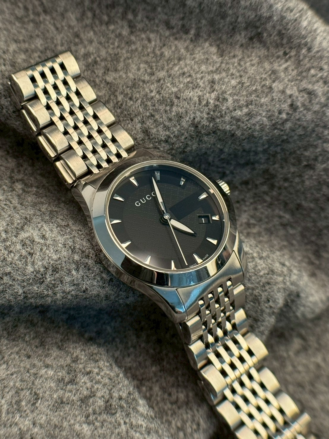 Gucci G-Timeless 126.5 c.7066