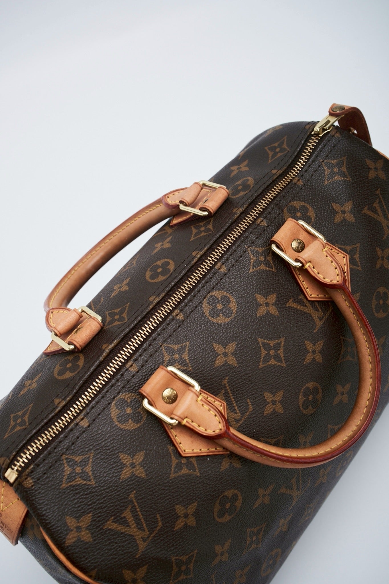 Louis Vuitton Speedy 30”