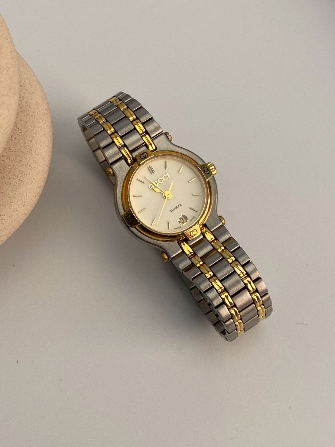Gucci 9000l twotone watch