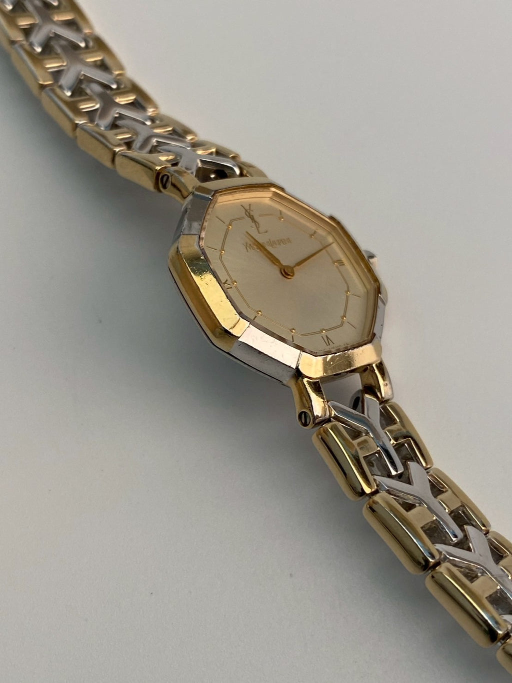 Ysl cream dial octagon c.0211