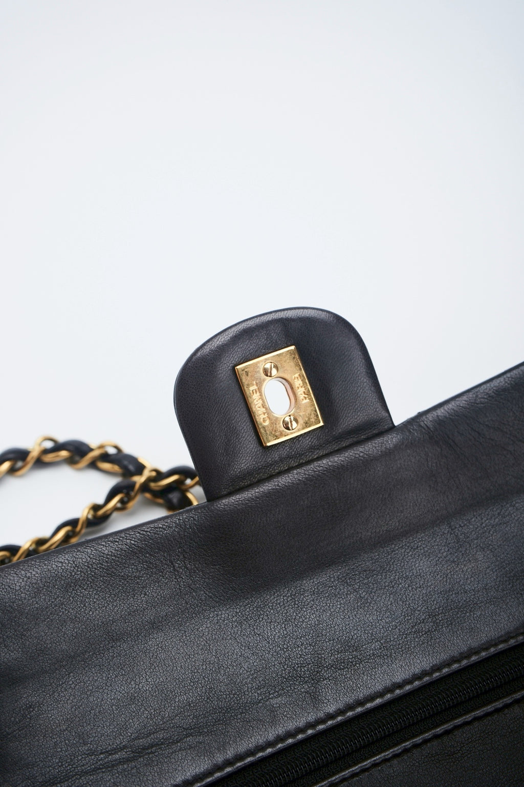 Chanel classic flab bag