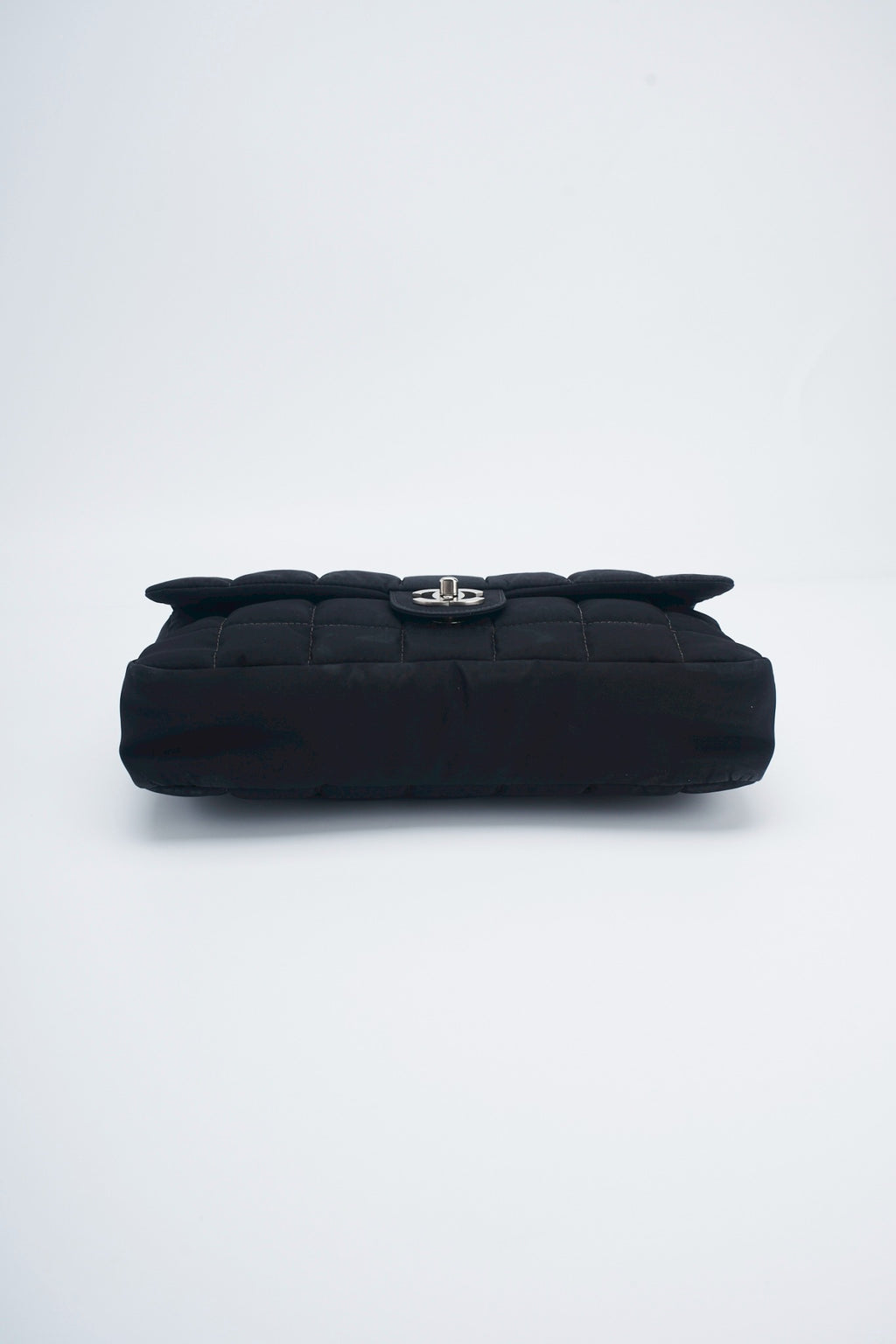 Chanel nylon easy flab 12