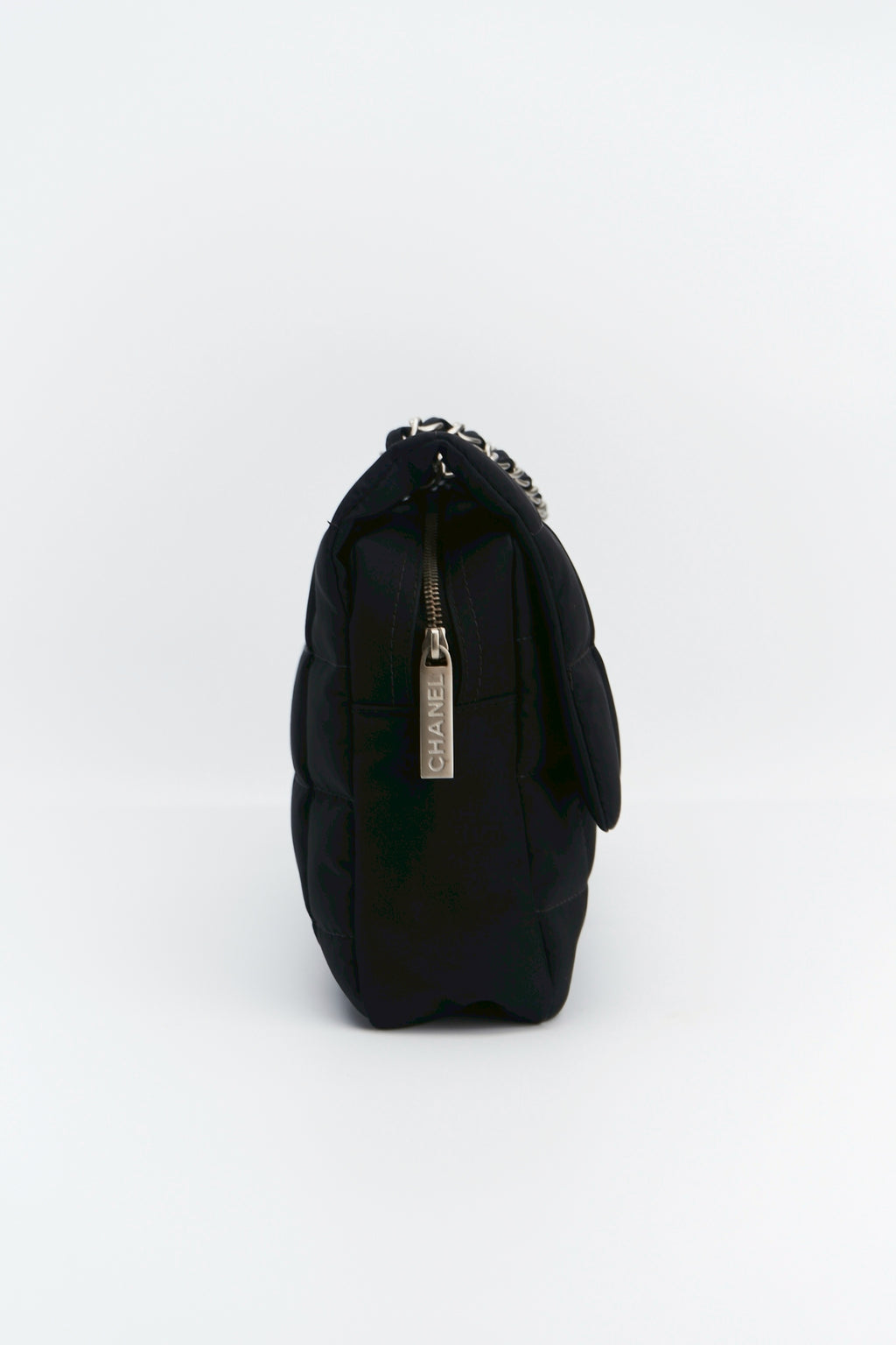 Chanel nylon easy flab “10