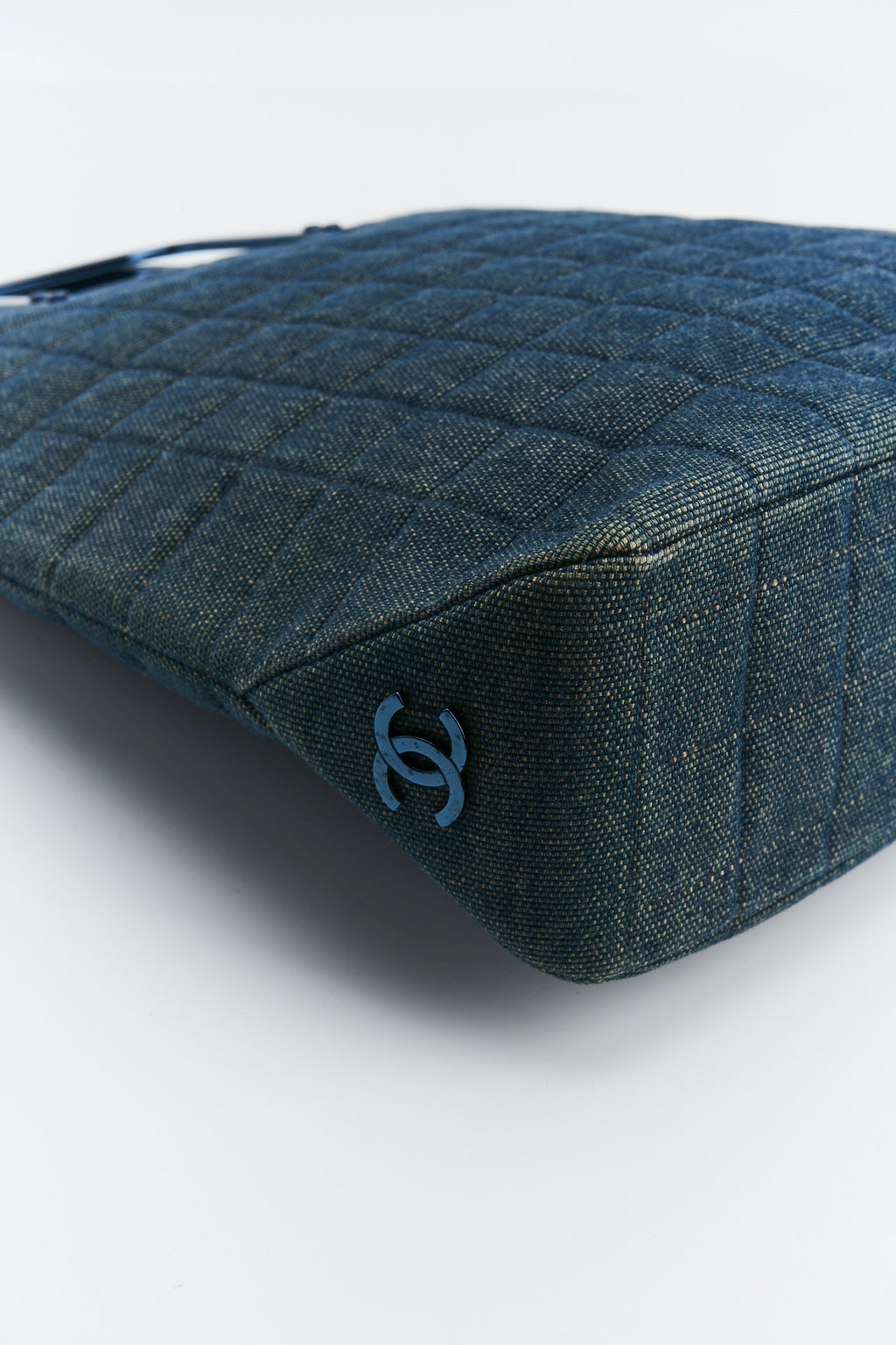 Chanel chocobar denim