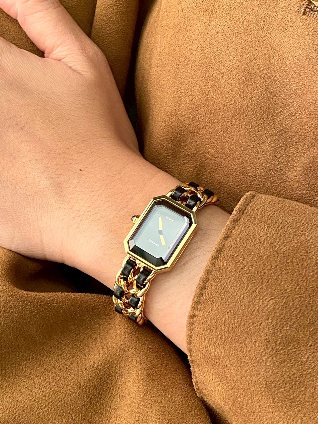 Chanel premiea size M c.6221