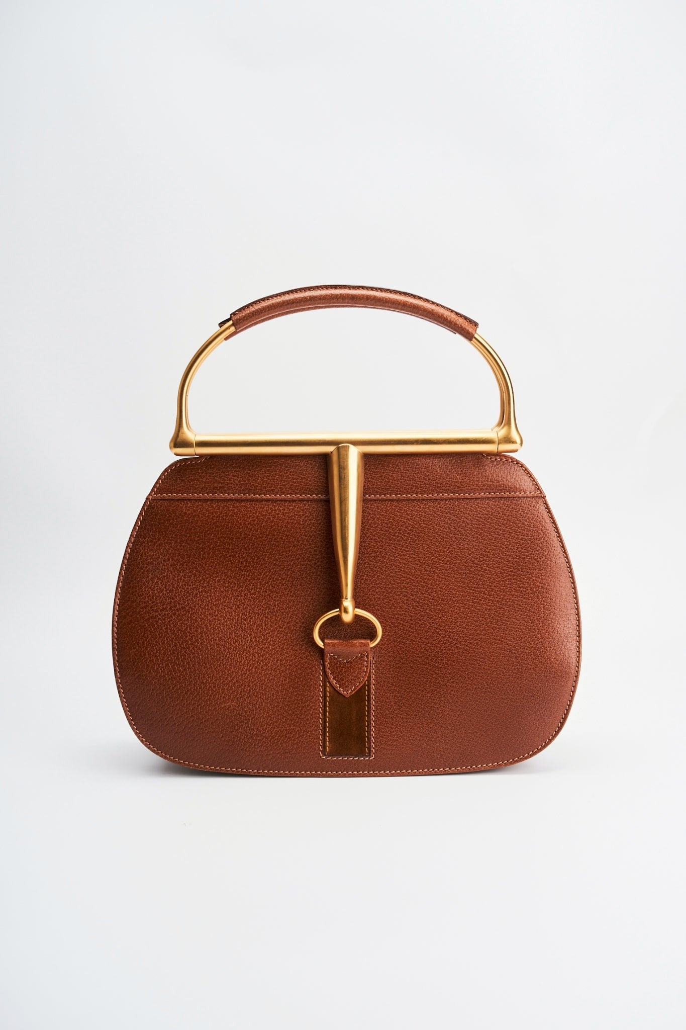 Gucci buckle leather