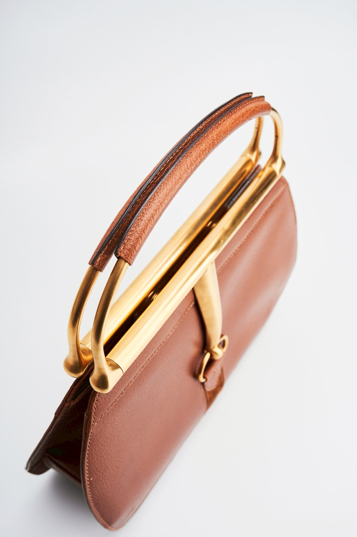 Gucci buckle leather