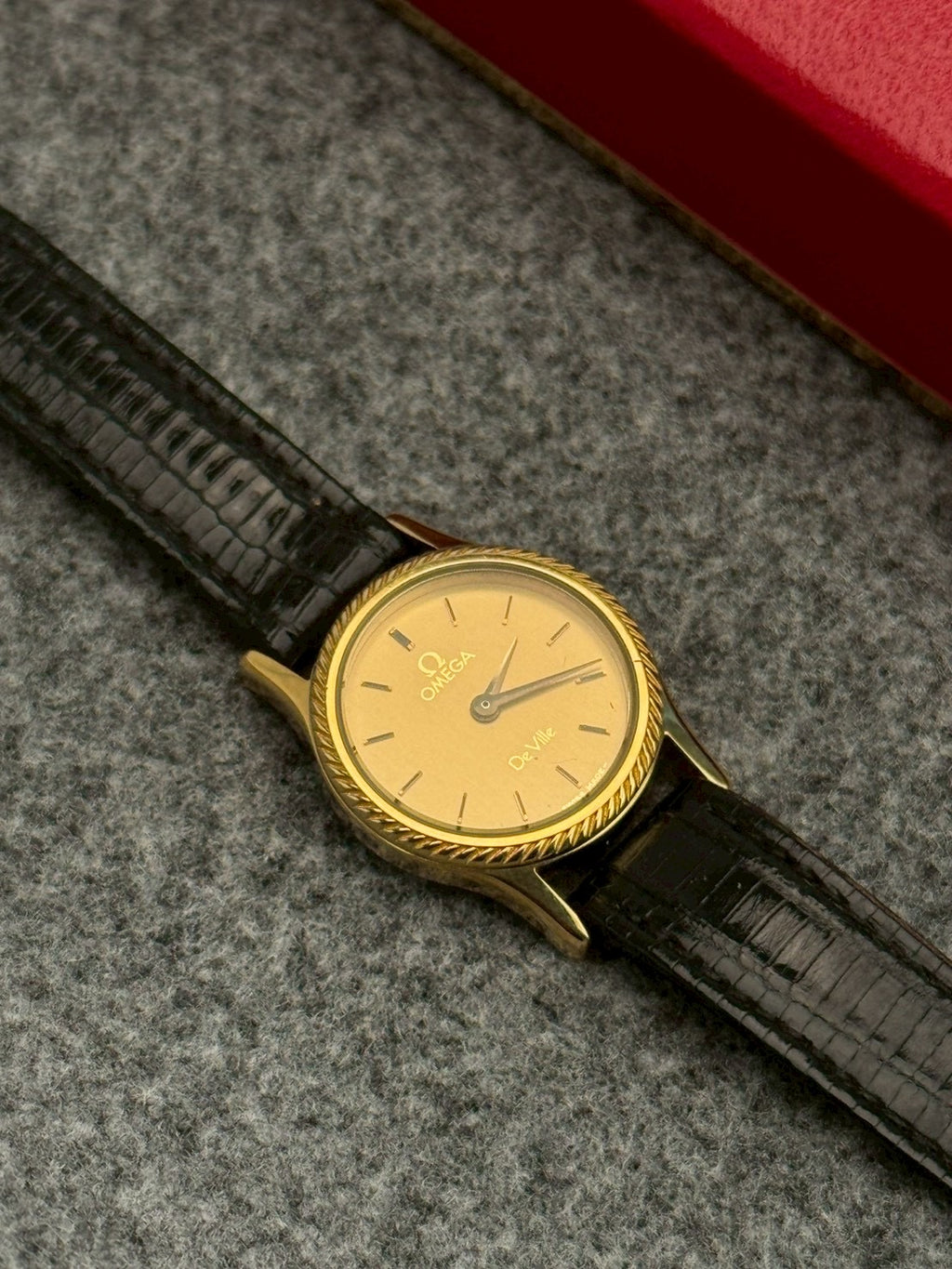 Omega devilla gold c.1387