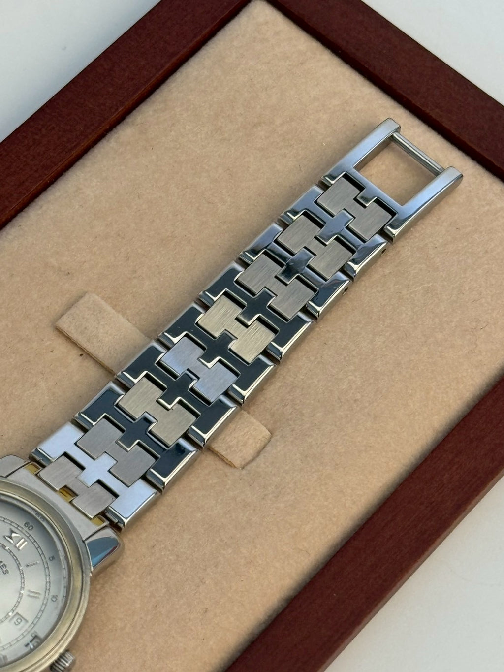 Hermes roman numerals c.8039