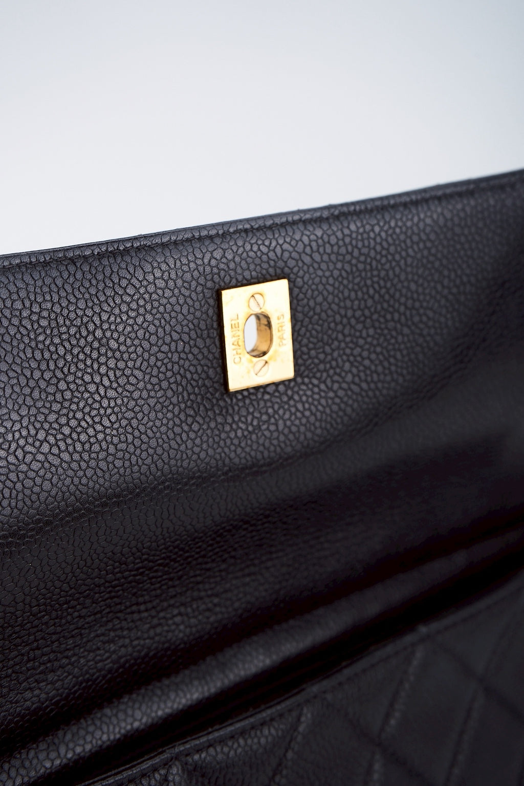 Chanel caviar chain bag