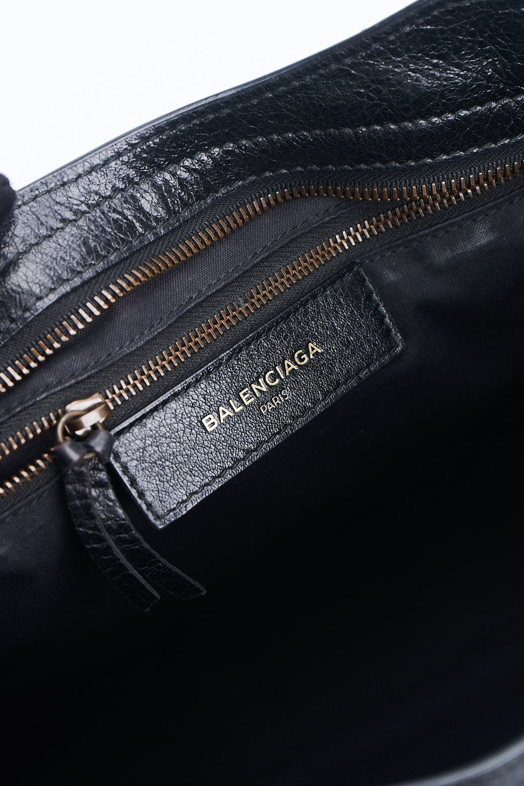 Balenciaga city
