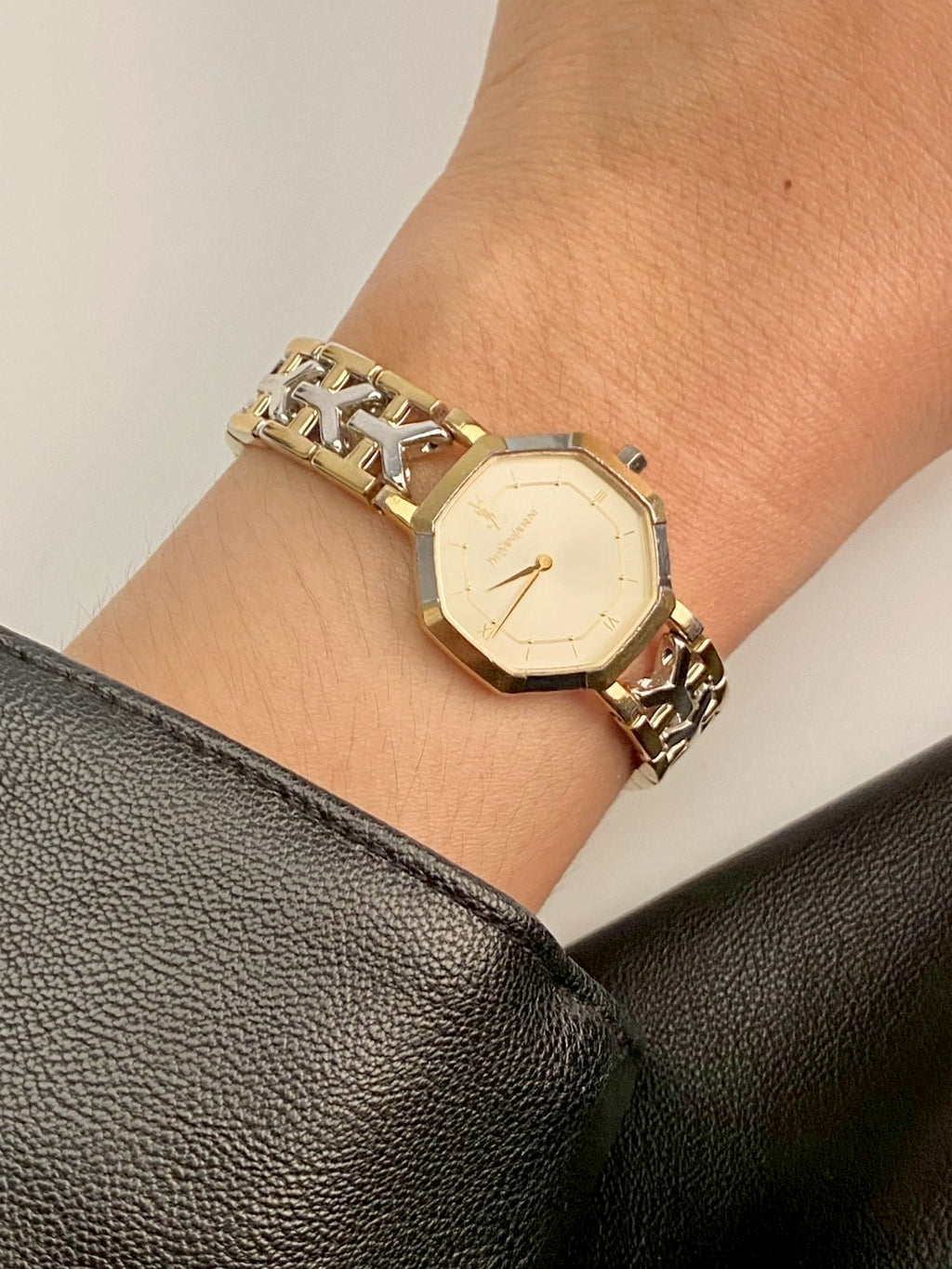 Ysl cream dial octagon c.0211