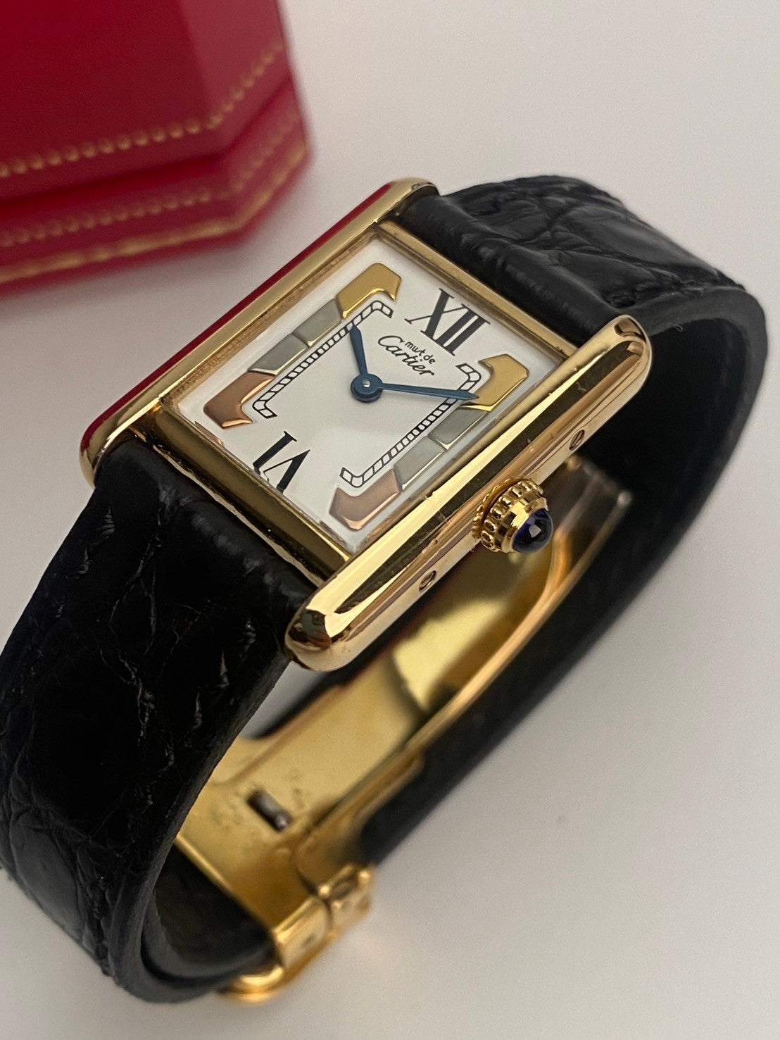 Cartier tank color sm c.7001