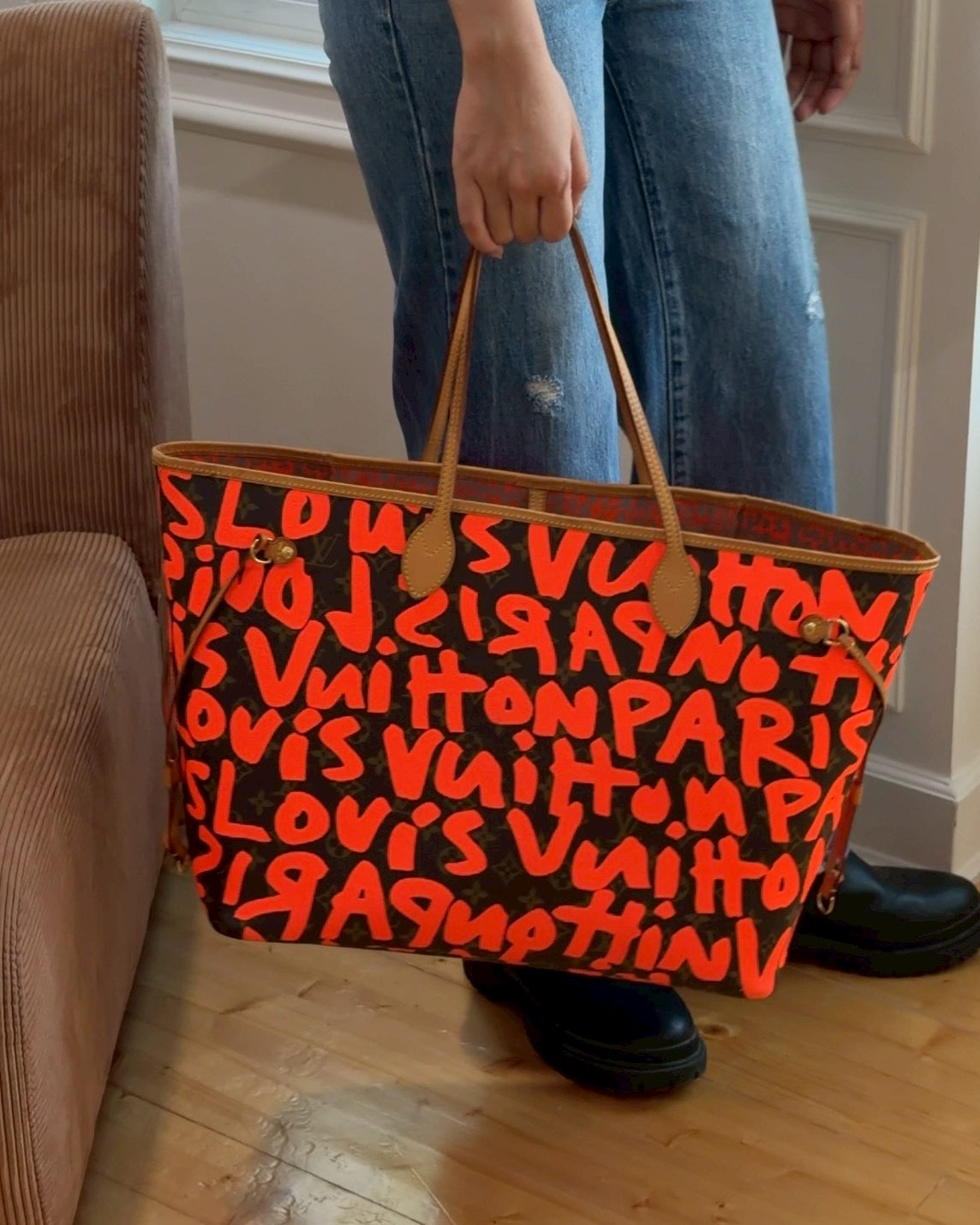 Lv graffiti neverfull orange gm