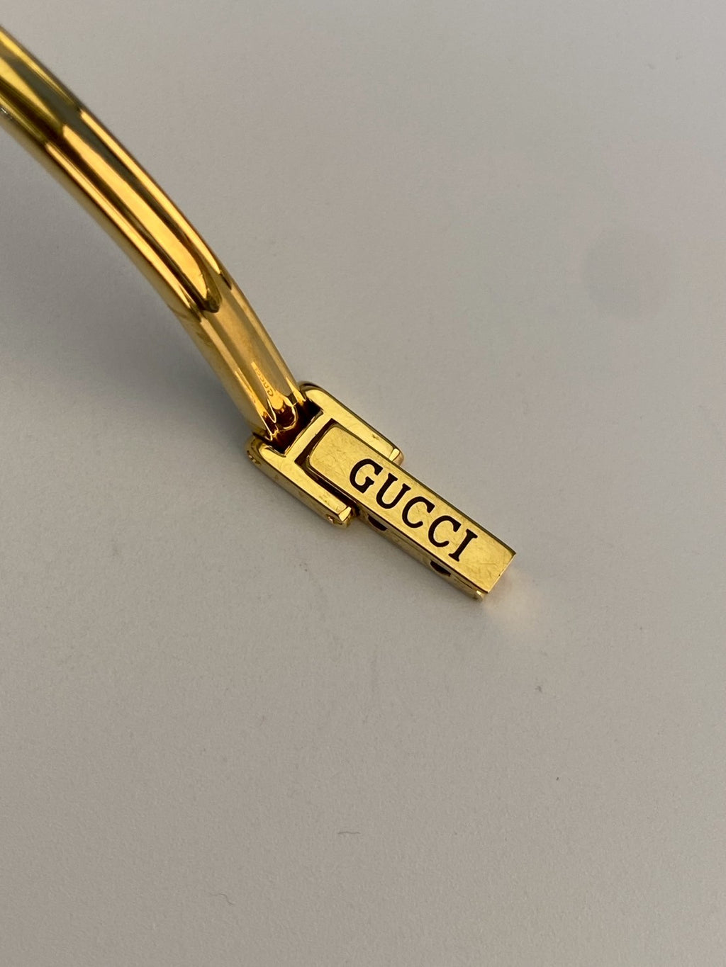 Gucci chang oring c.8184 L size
