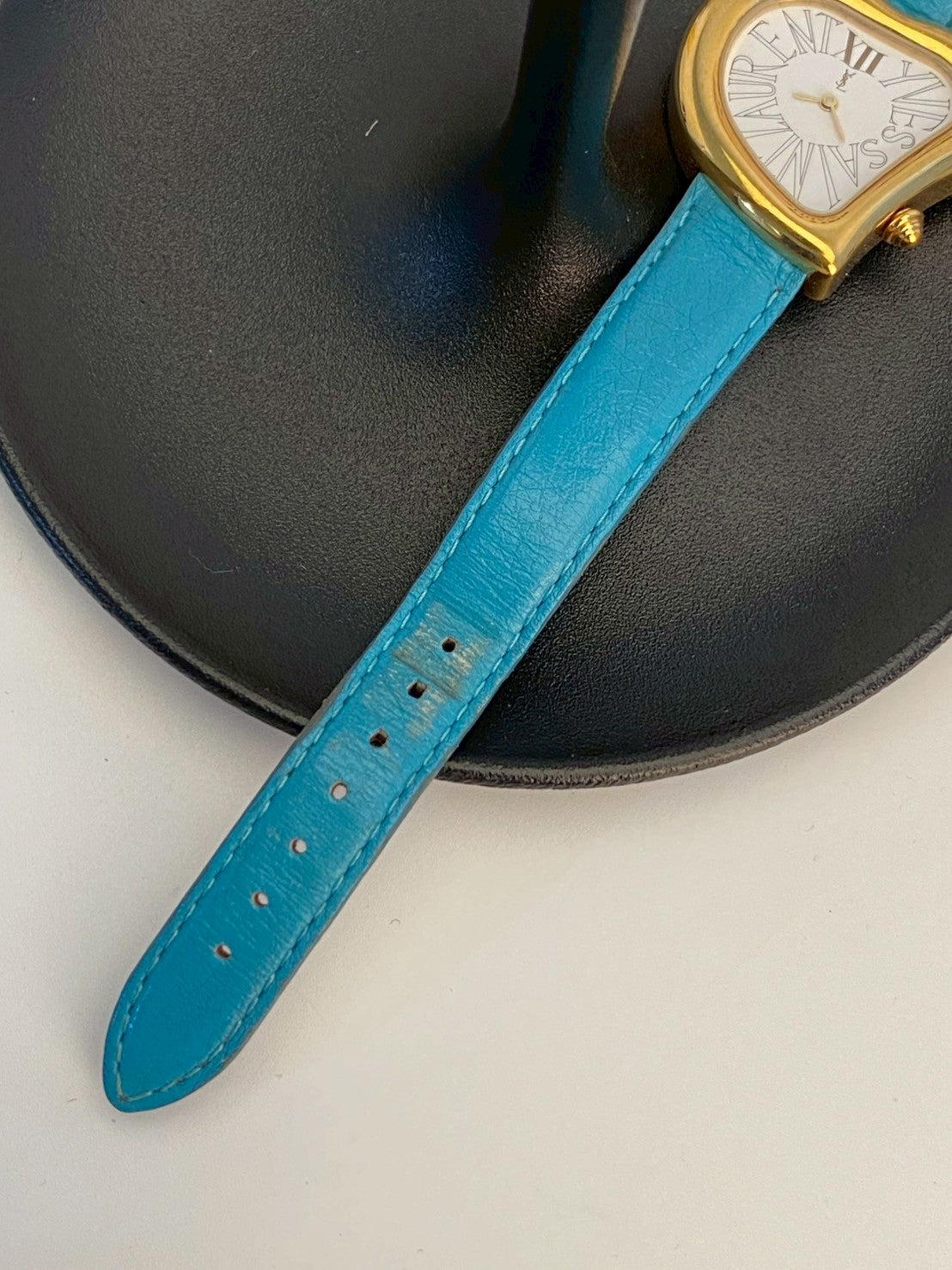 YSL heart dial lady