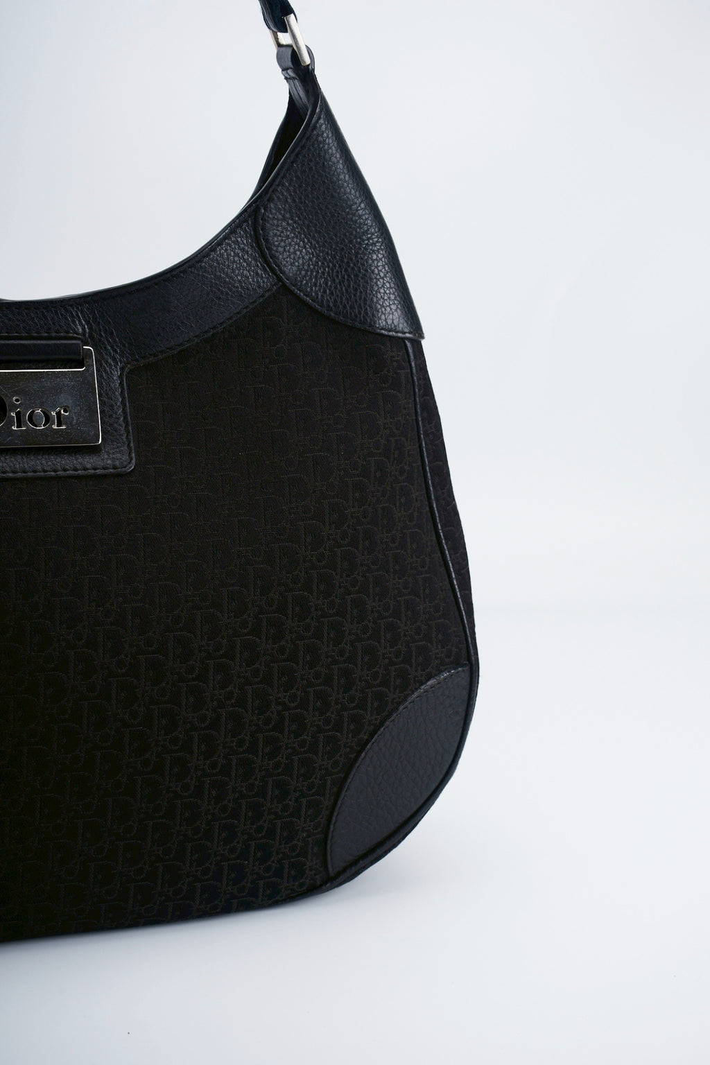 Dior street-chic hobo bag