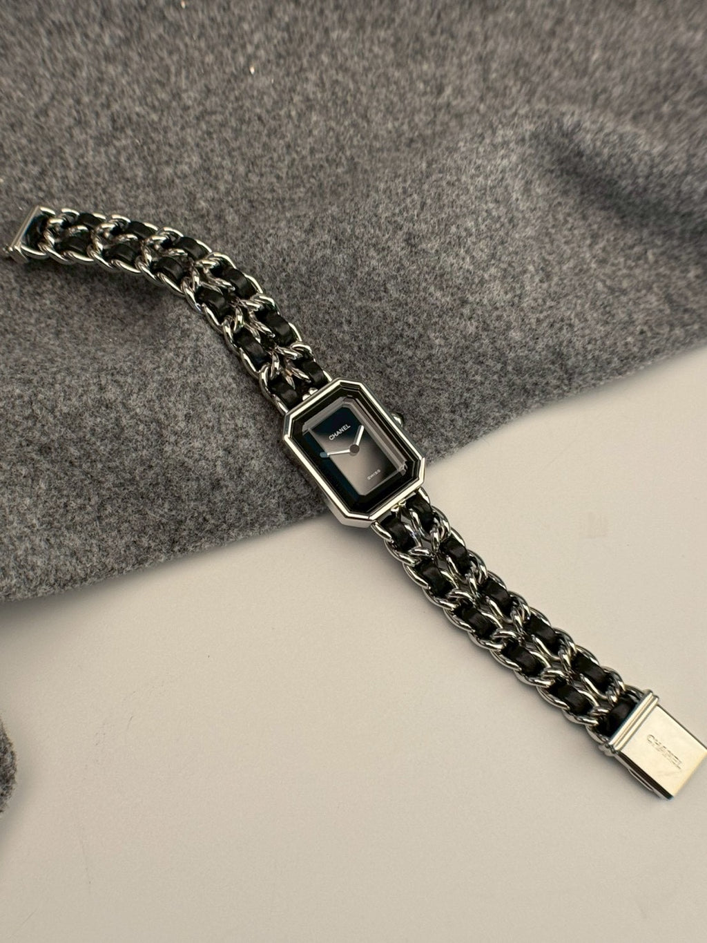Chanel Premiere silver Lsize c.1607
