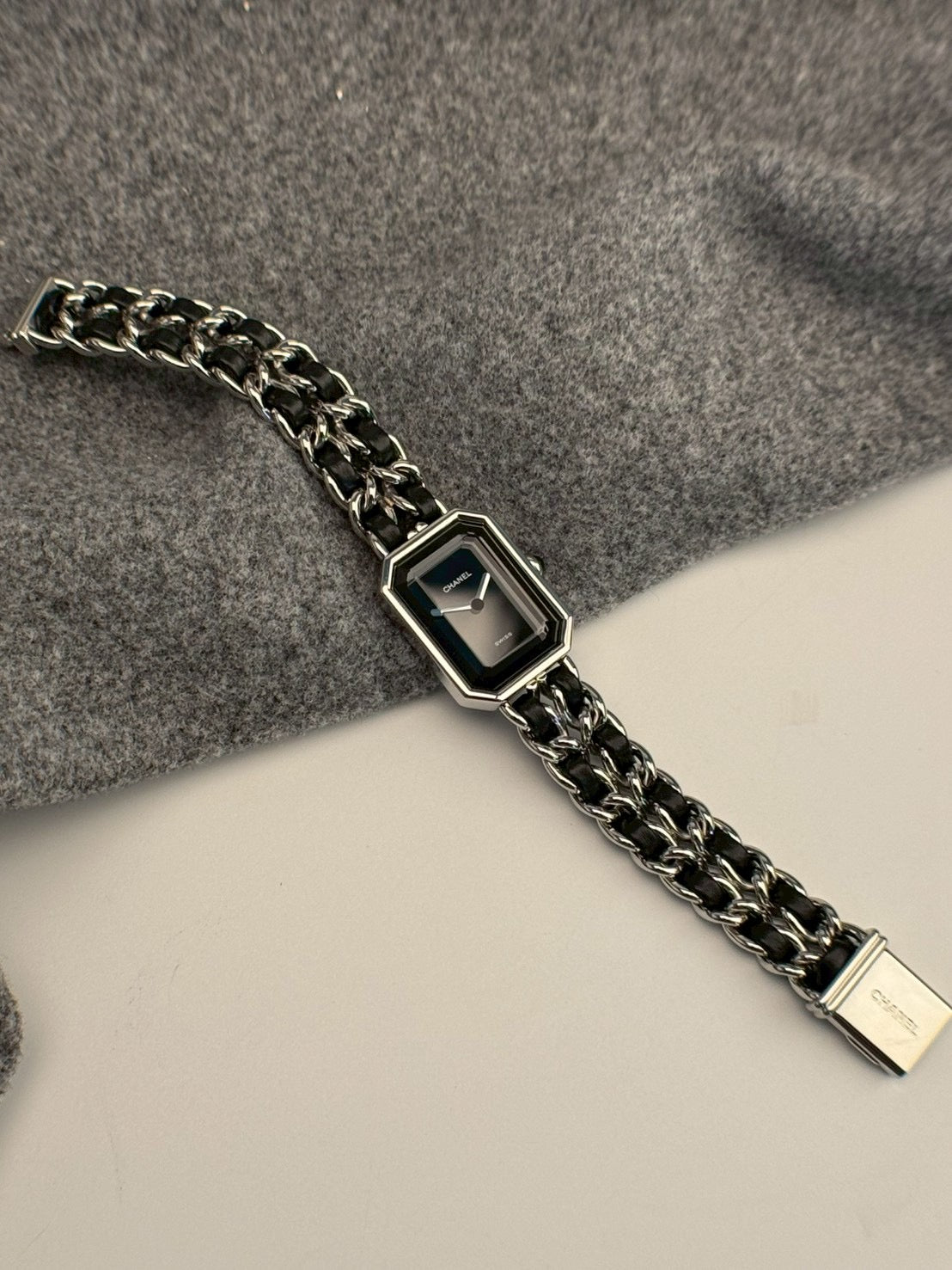 Chanel Premiere silver Lsize c.1607