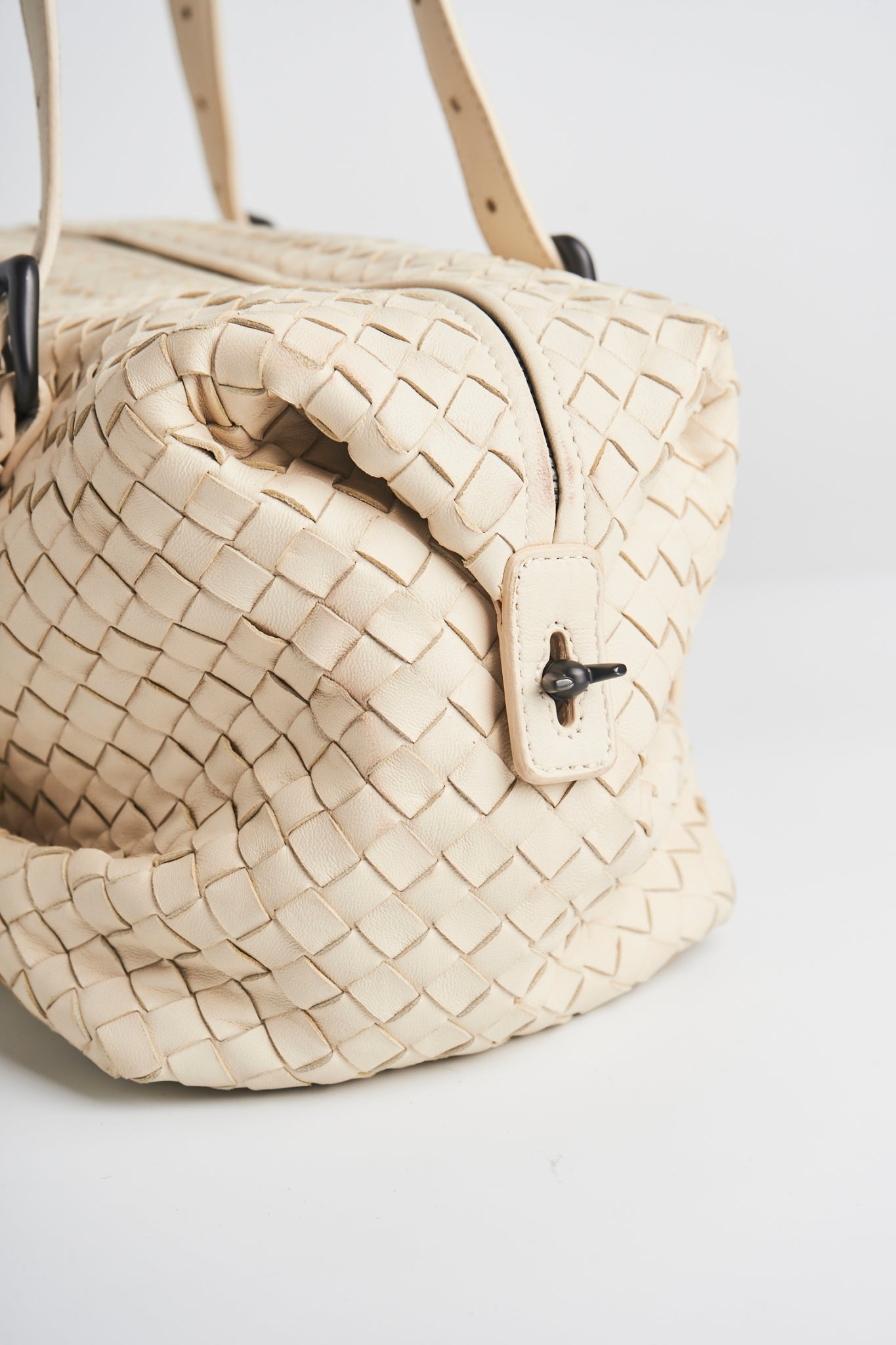 Bottega veneta Intrecciato Boston Bag