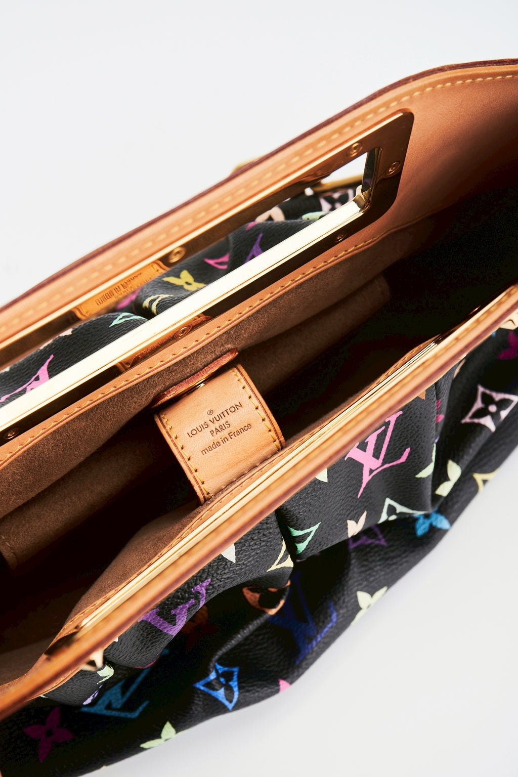 Louis vuitton judy pm size