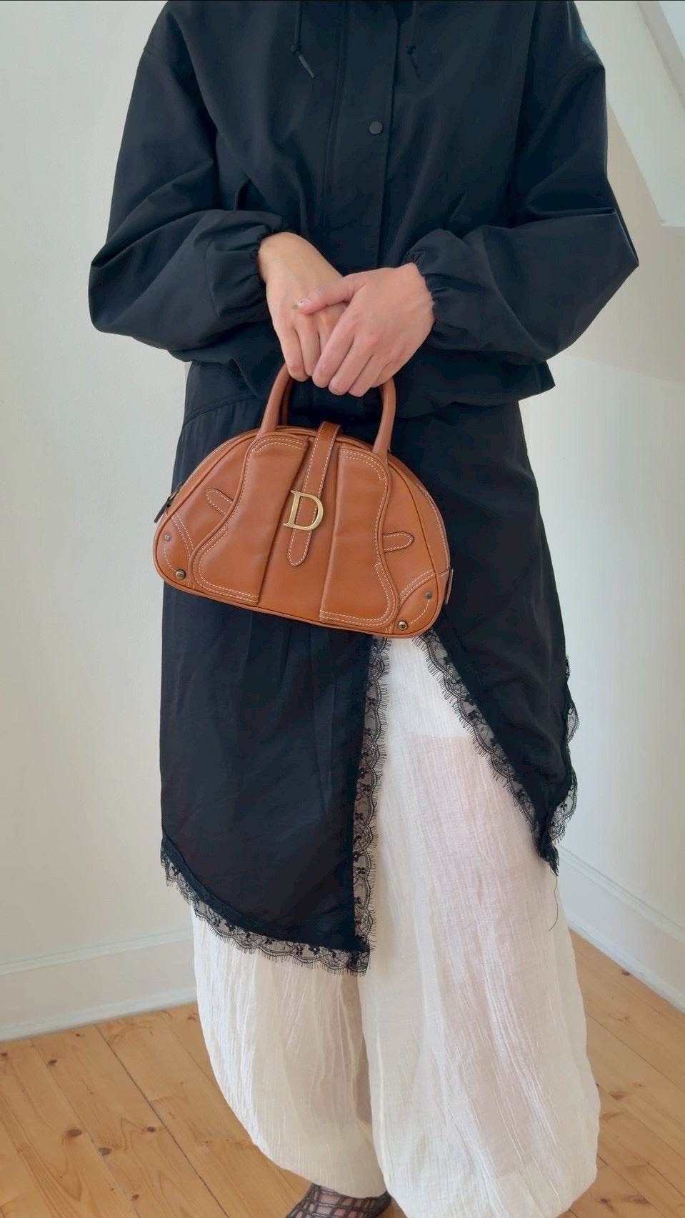 Dior D logo handbag