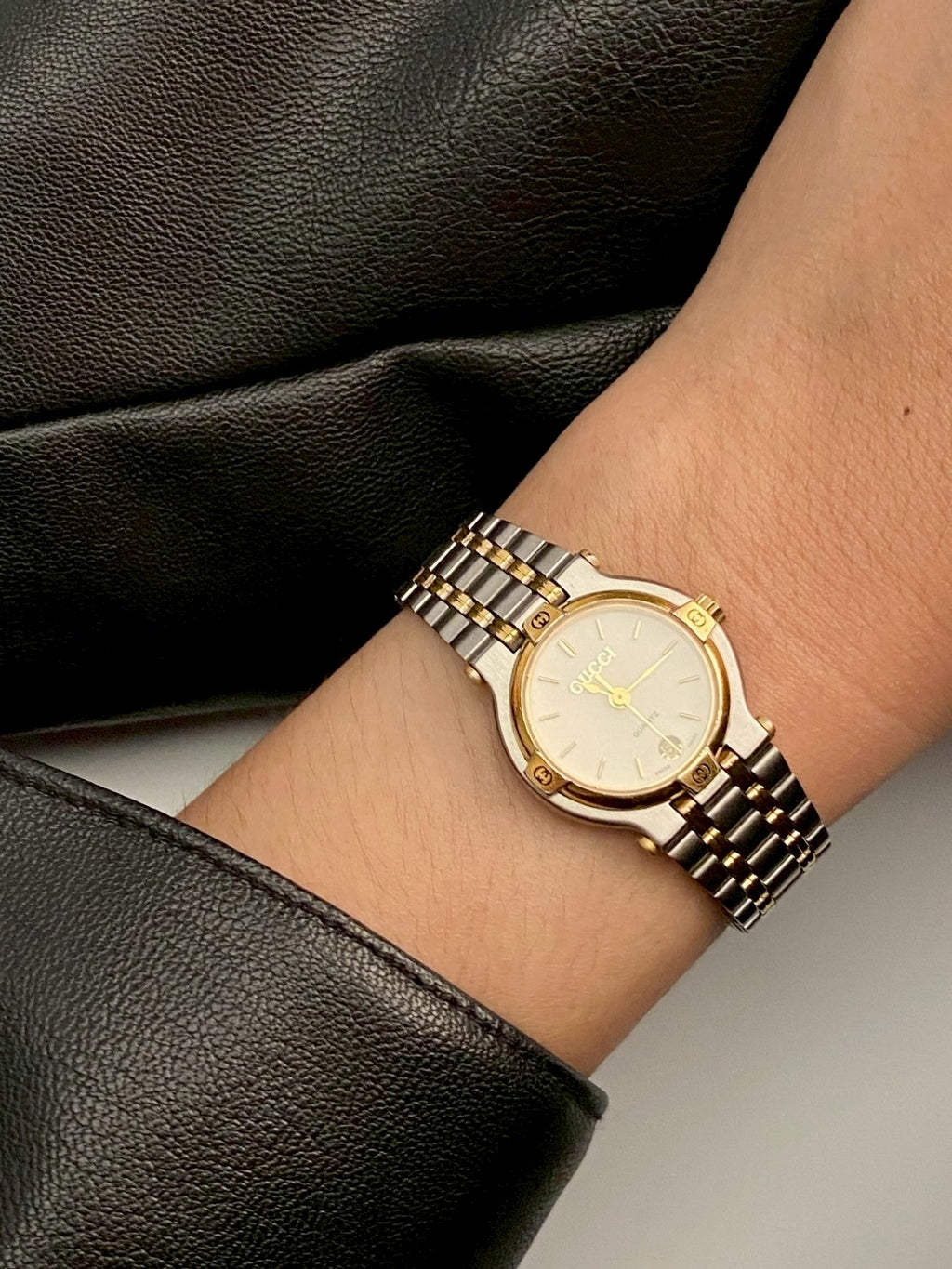 Gucci 9000l twotone watch