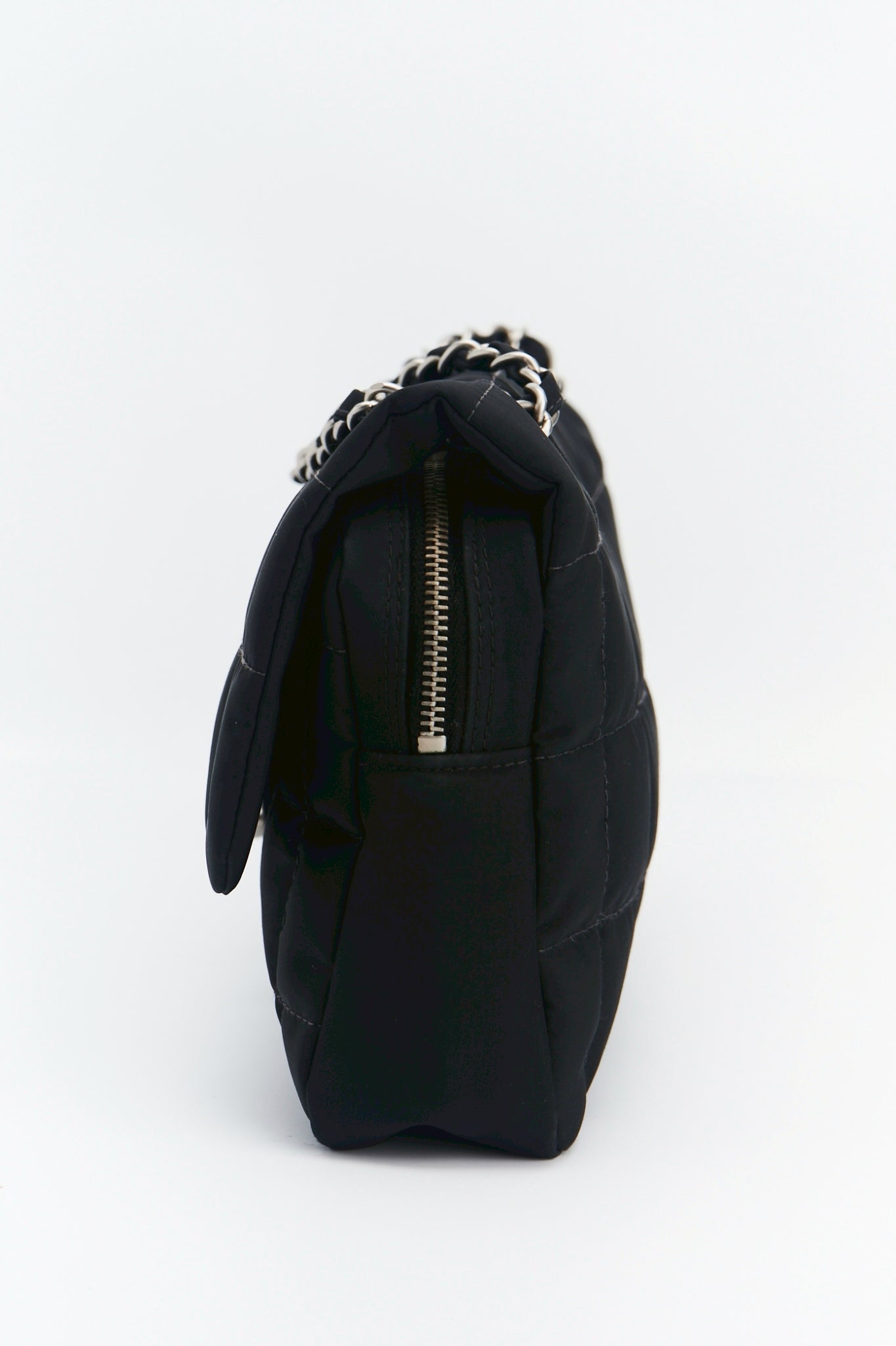 Chanel nylon easy flab “12