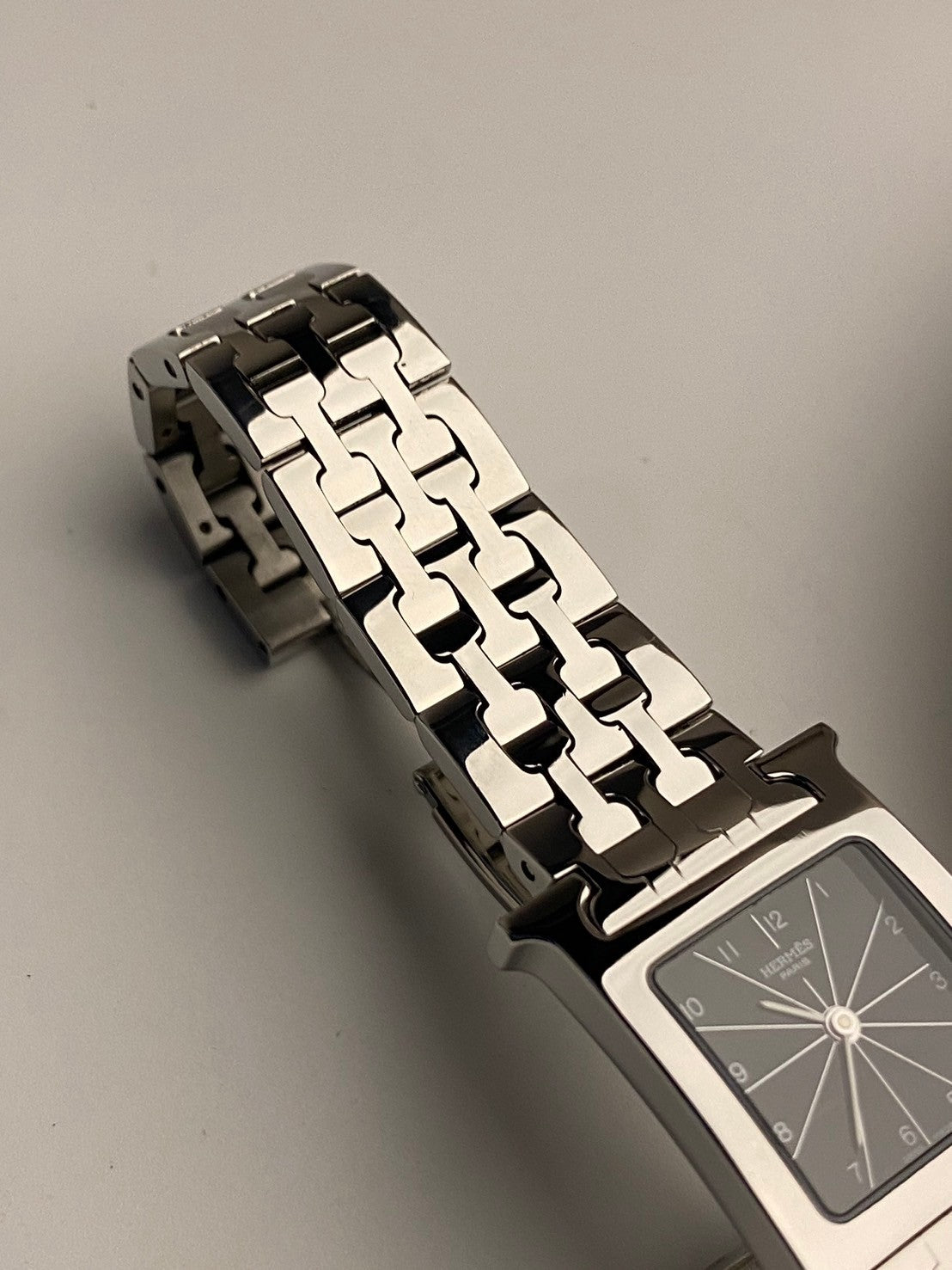 Hermes black dial c.6273