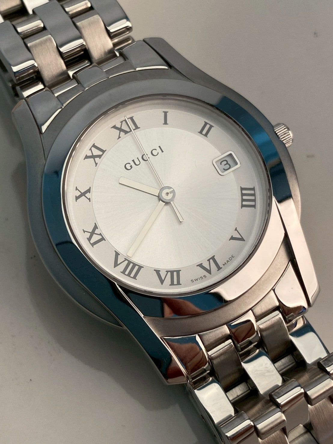Gucci 5500M silver