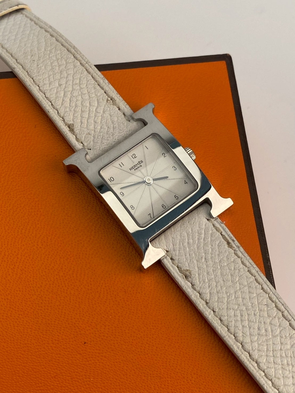 Hermes white dial H c.1526