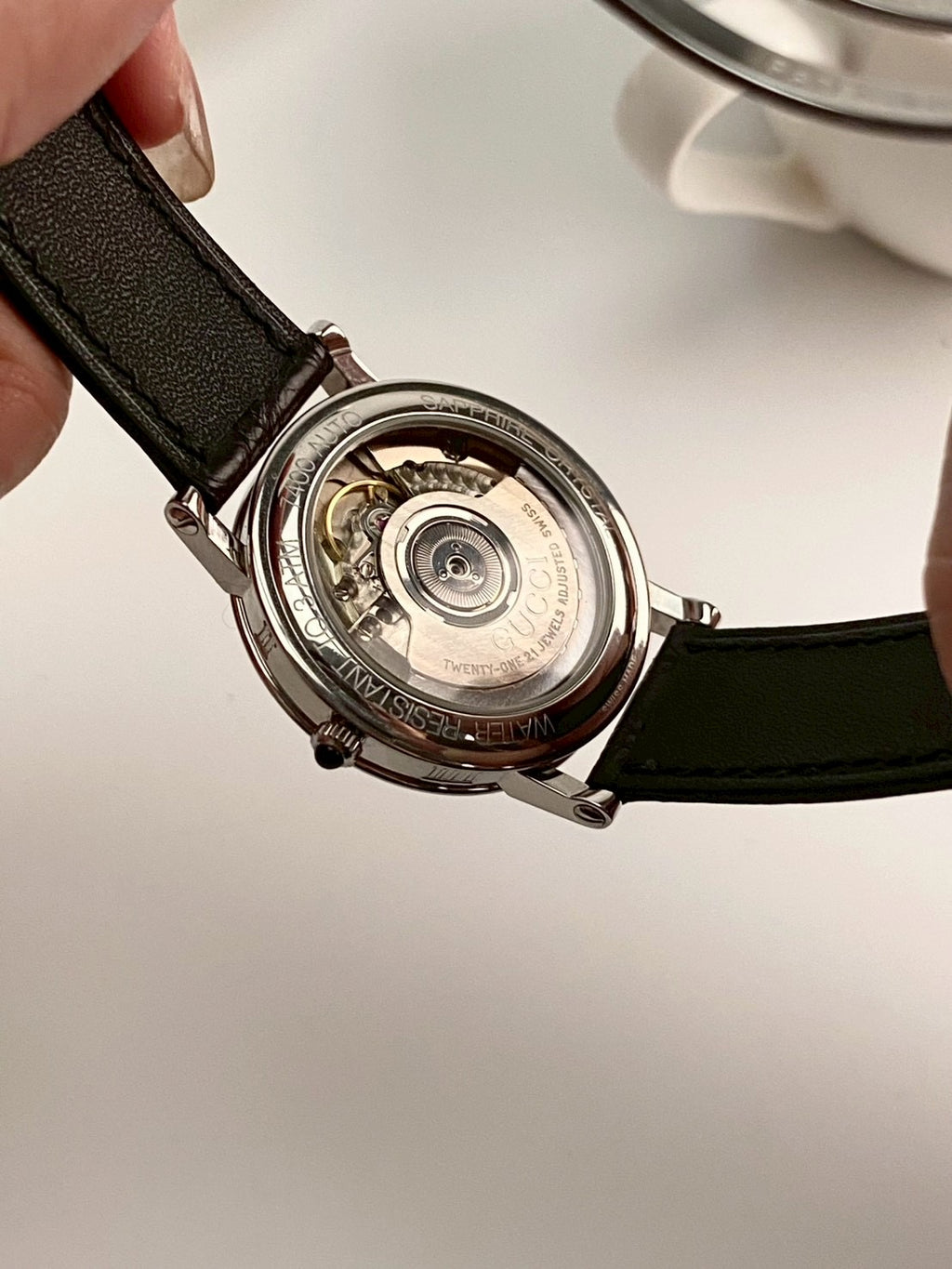 Gucci 7400 auto
