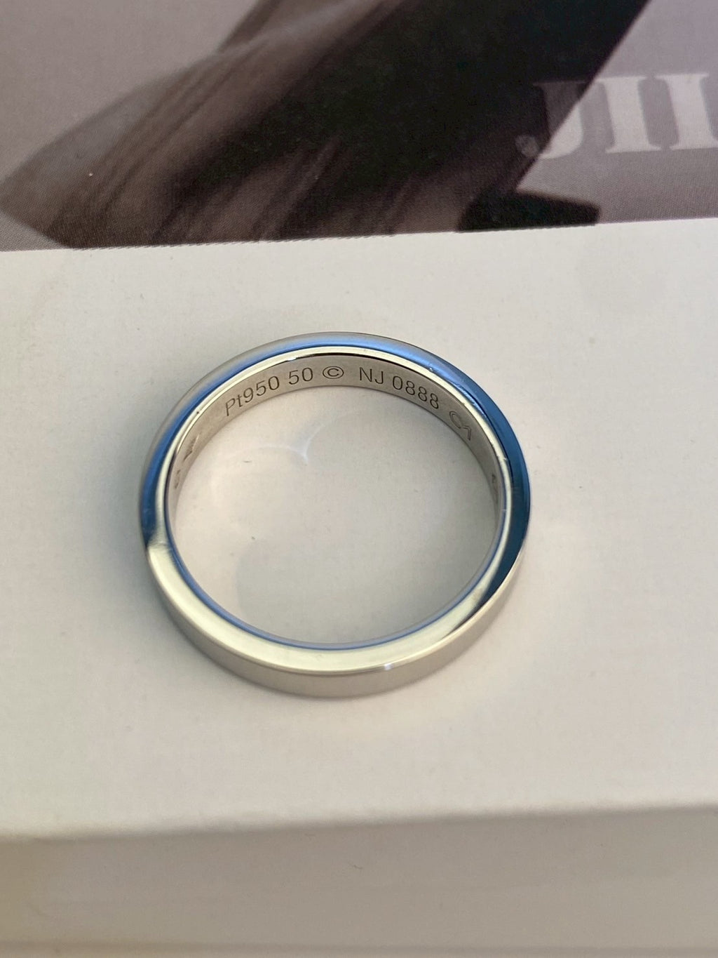 Cartier ring wedding band diamond