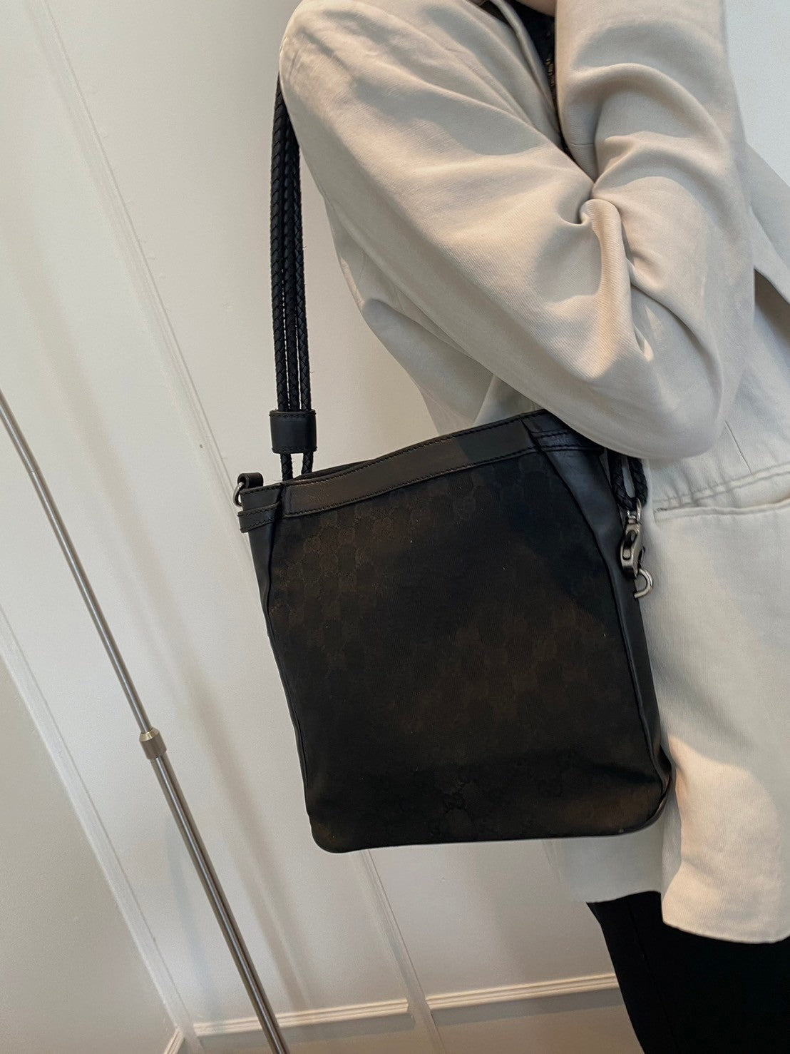 Gucci shoulder bag