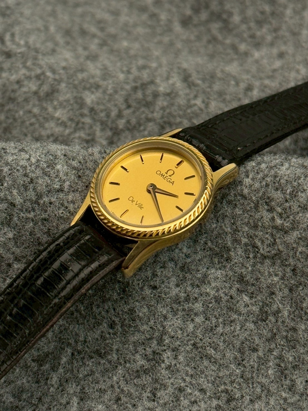 Omega devilla gold c.1387