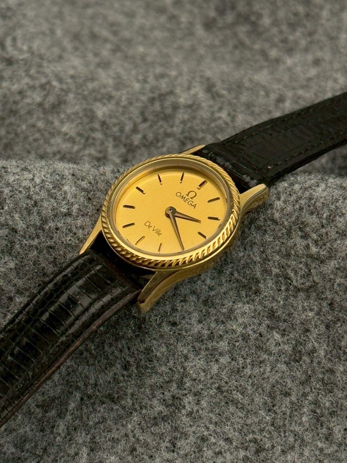 Omega devilla gold c.1387