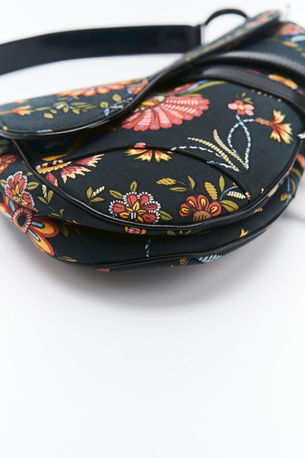 Dior saddle bag