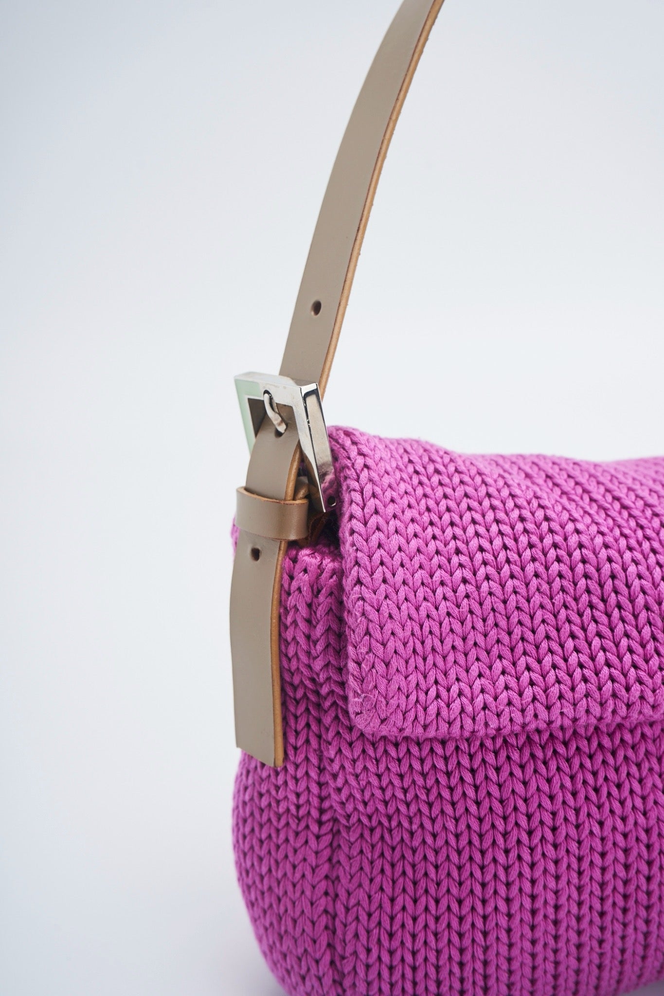 Fendi baguette knit bag