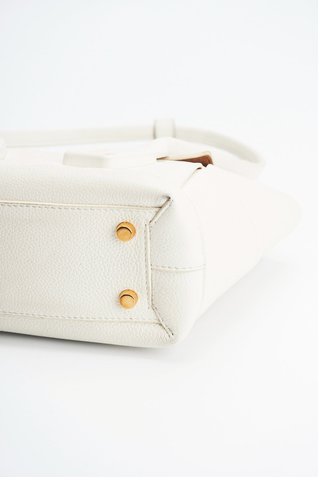 Bottega Veneta arco white bag