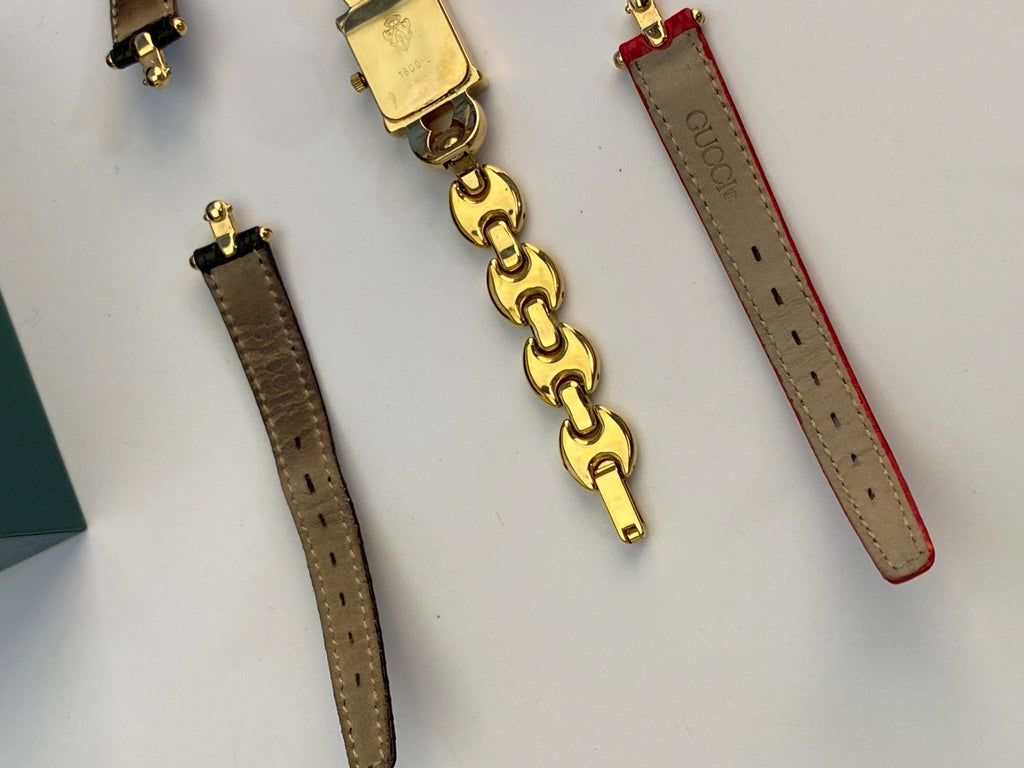 Gucci chang strap 1800L c.3849