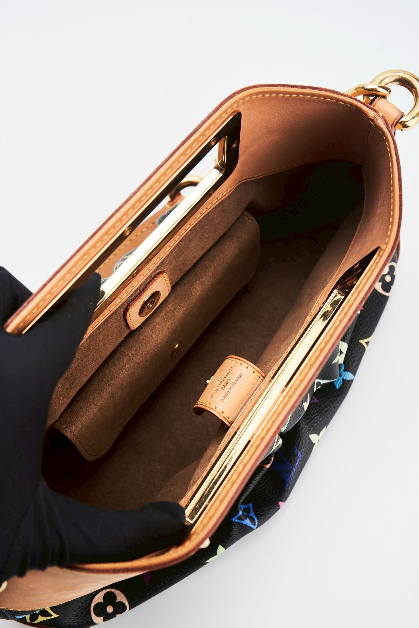 Louis vuitton judy pm size