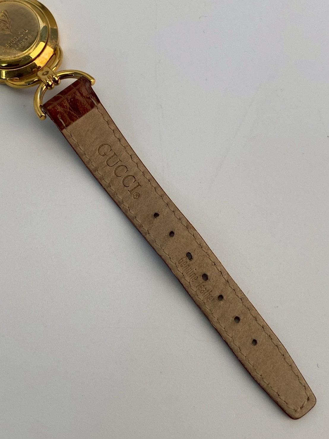 Gucci 6000.2L gold dial c.9536