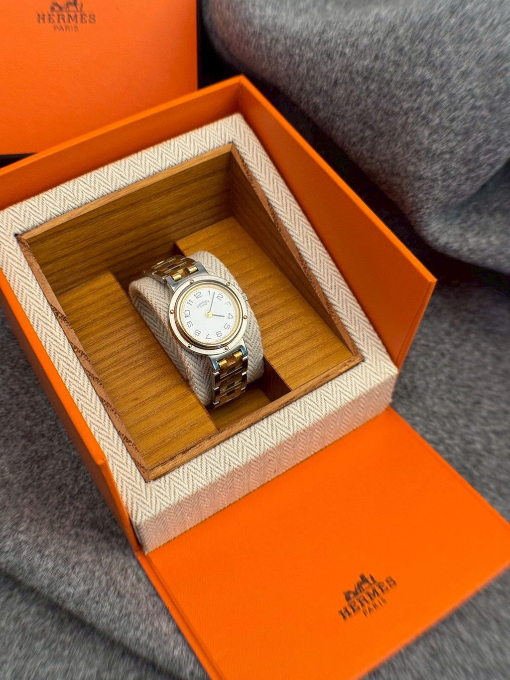 HERMES Clipper Date Combination c.0595
