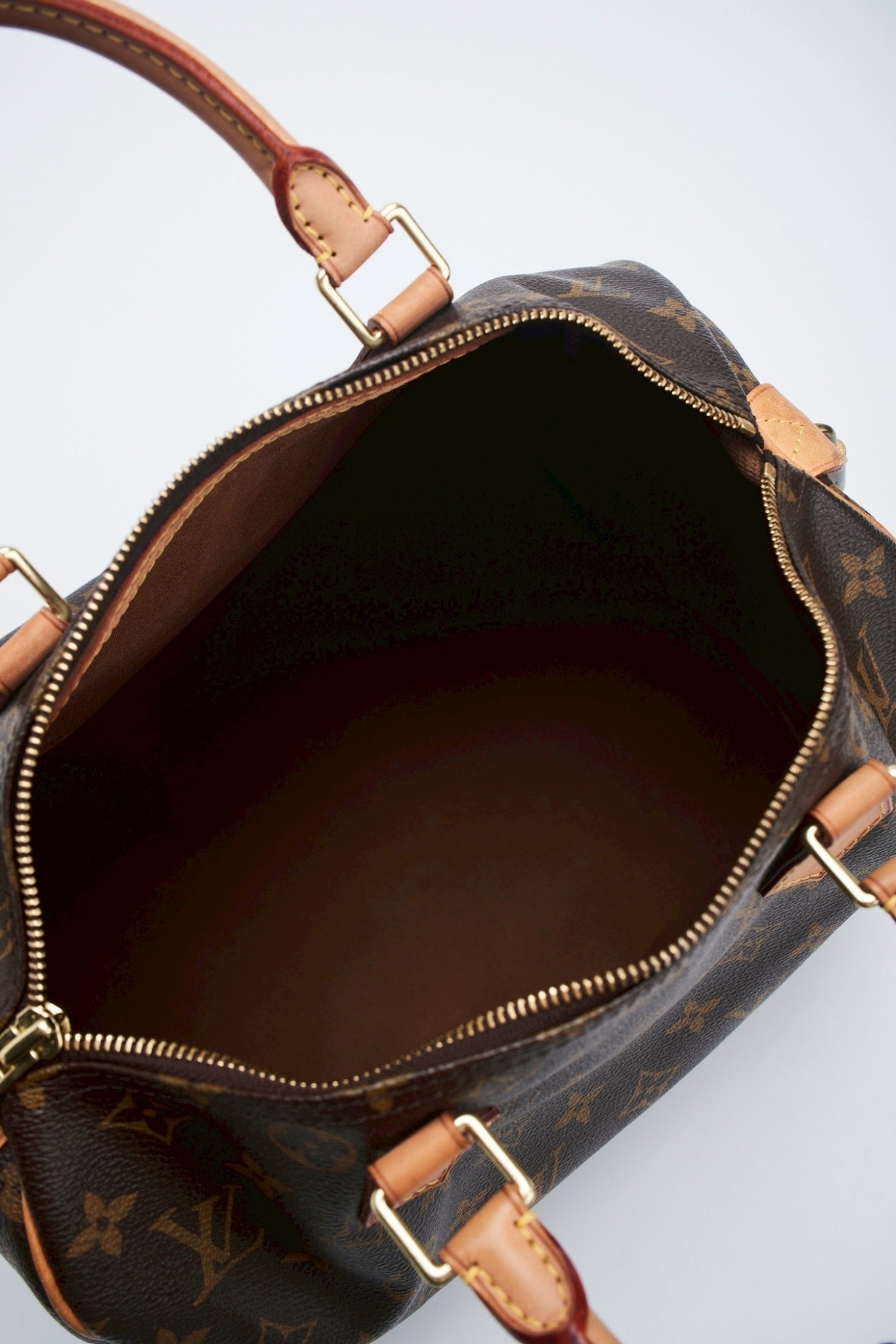 Louis Vuitton Speedy 30”